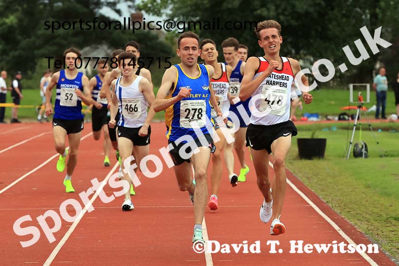 The 1500 metres, Wednesday, july 24th, 2024 NEGP 5, Monkton Stadium.  Photo: David T. Hewitson/Sports for All Pics